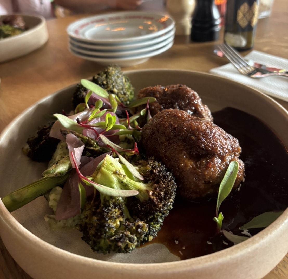 Elio: appetizing, high-quality food photography