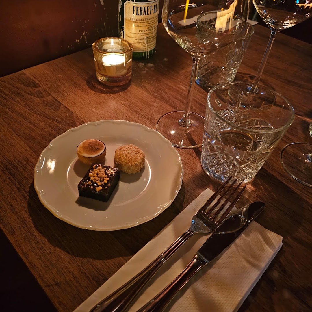 Götabergs Kök & Bar: appetizing food presentation and nice atmosphere