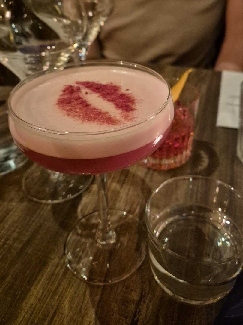 Suber: high quality cocktail photo