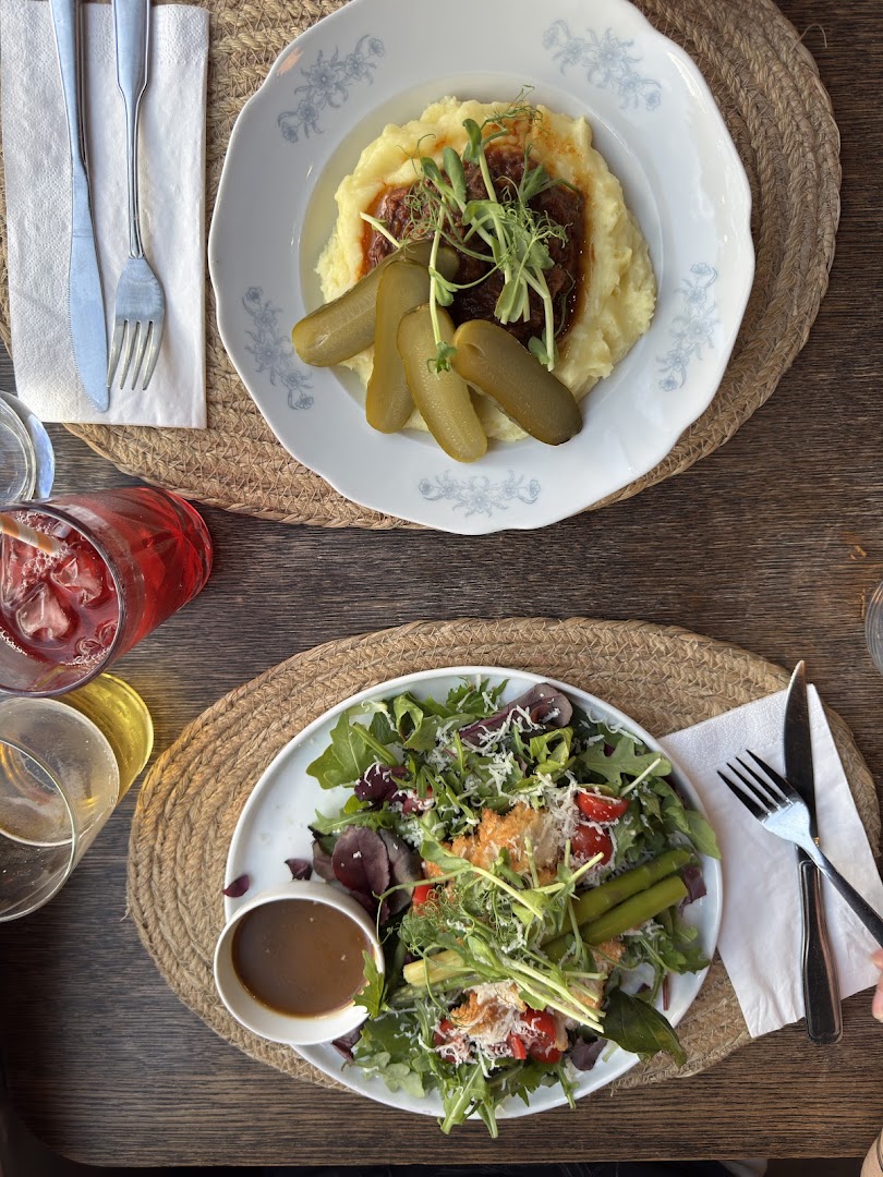 Babusia: appetizing, high-quality food photography