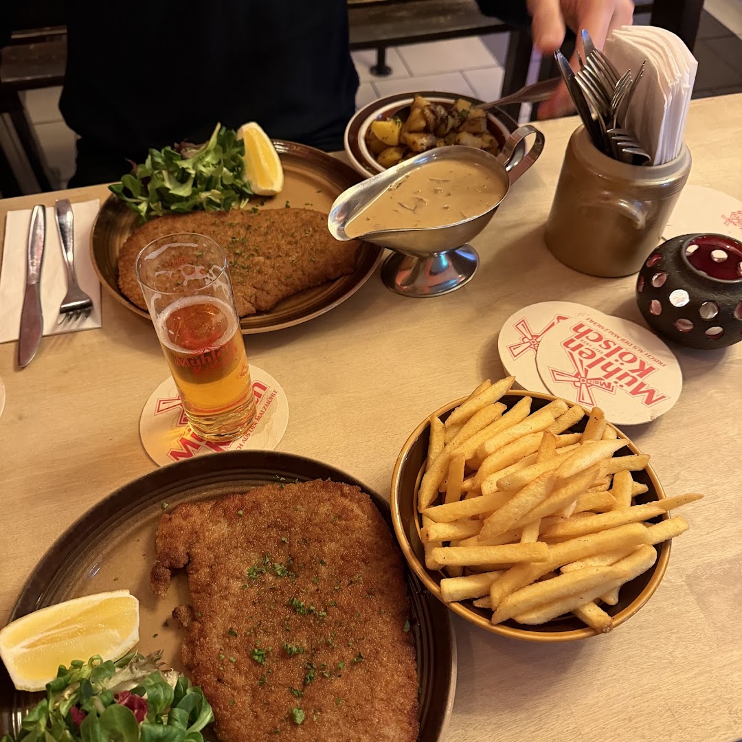 Gaststätte Kölsch: appetizing photo of restaurant food