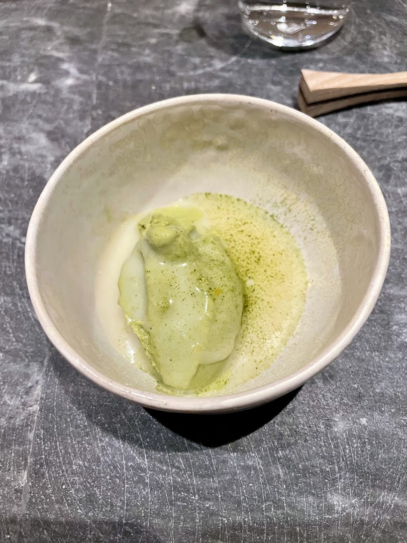 Umenoya: appetizing photo of served dessert