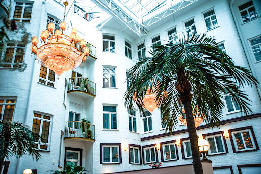 Villa Dahlia: beautiful, high-quality hotel interior shot