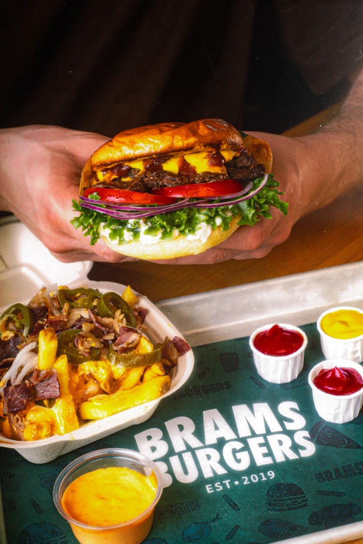 Bram's Burgers: appetizing food photography