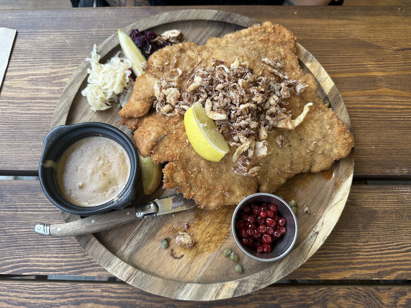 German Beer Hall: appetizing, high-quality food photography