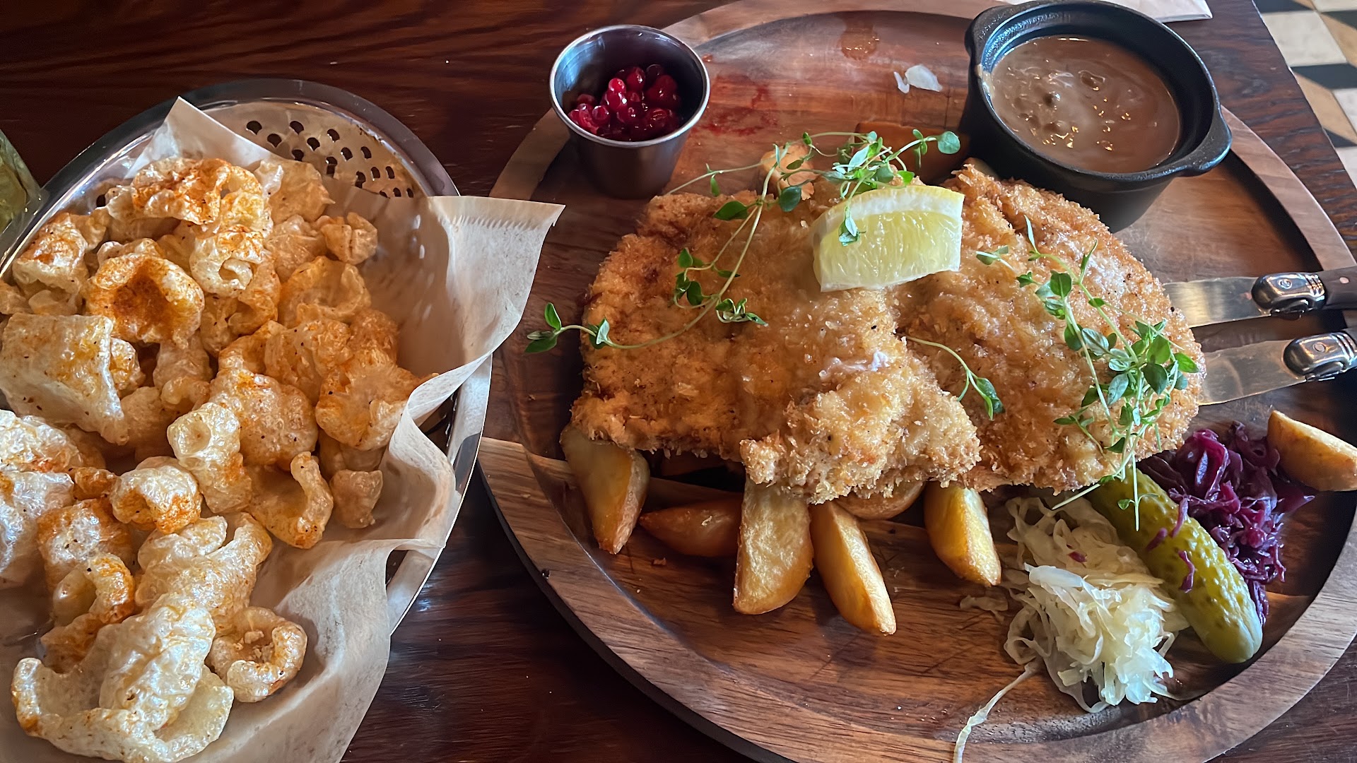 German Beer Hall: appetizing, high-quality food photography