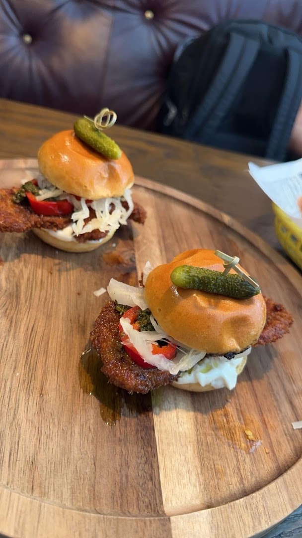 German Beer Hall: appetizing photo of restaurant food
