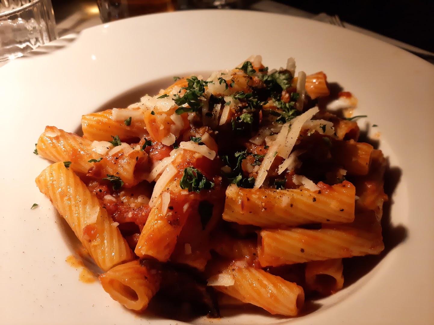 Gloria Bistro: appetizing, high-quality food photography