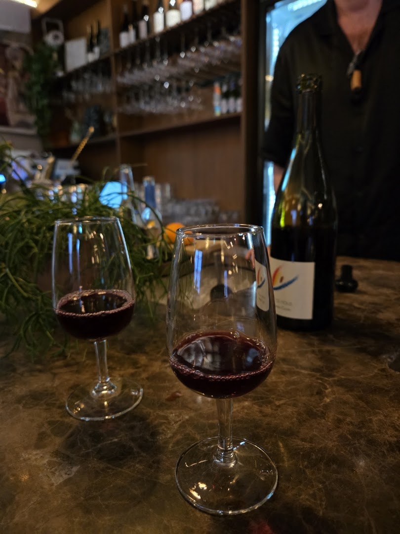 Bar Buco: appealing shot of bar drinks