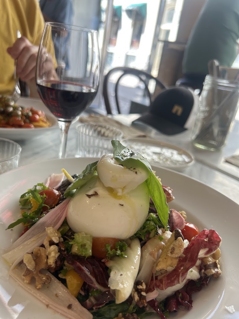 Nonno: appetizing food photo in restaurant
