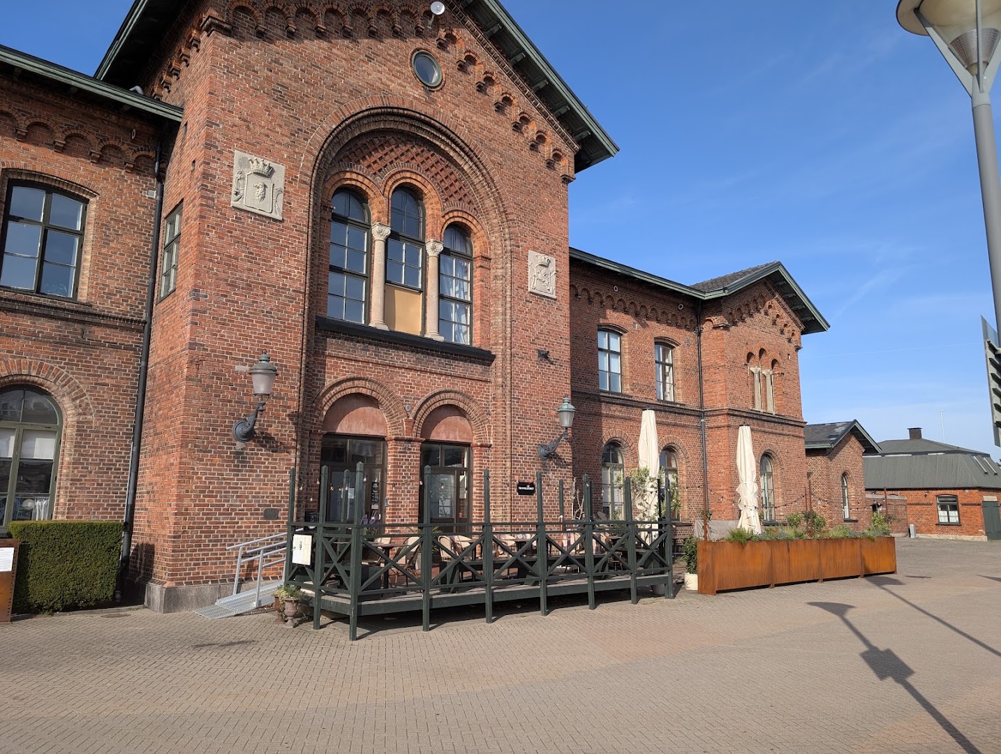 Tryffelsvinet: clear exterior shot of venue