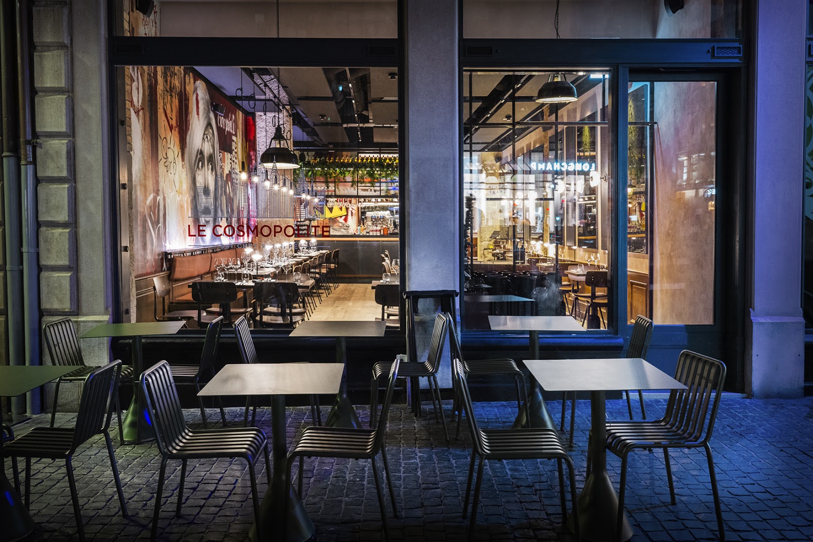 Le Cosmopolite: professional shot of restaurant exterior