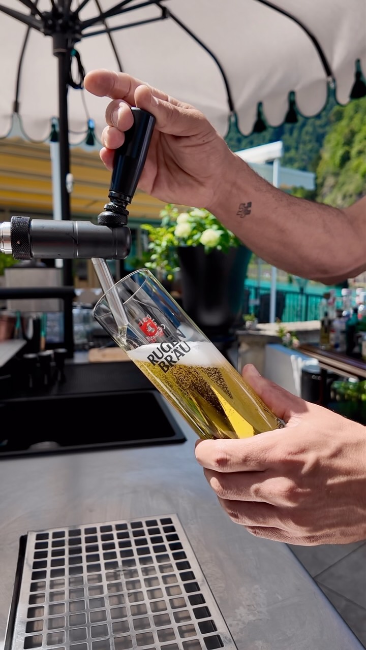 La Petite Suisse: high quality shot of beer