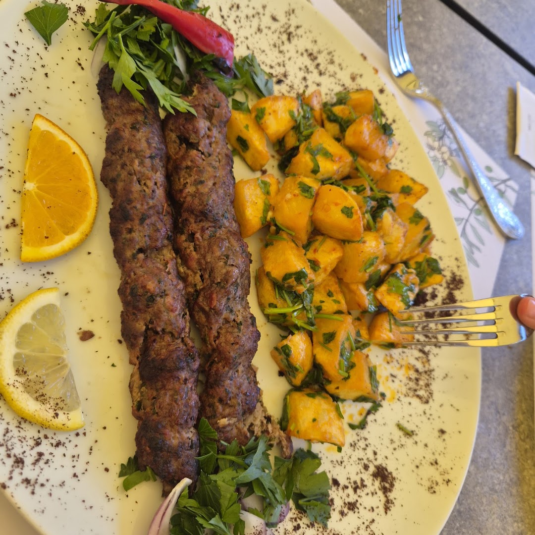 Le Cèdre: appetizing, high-quality food photography