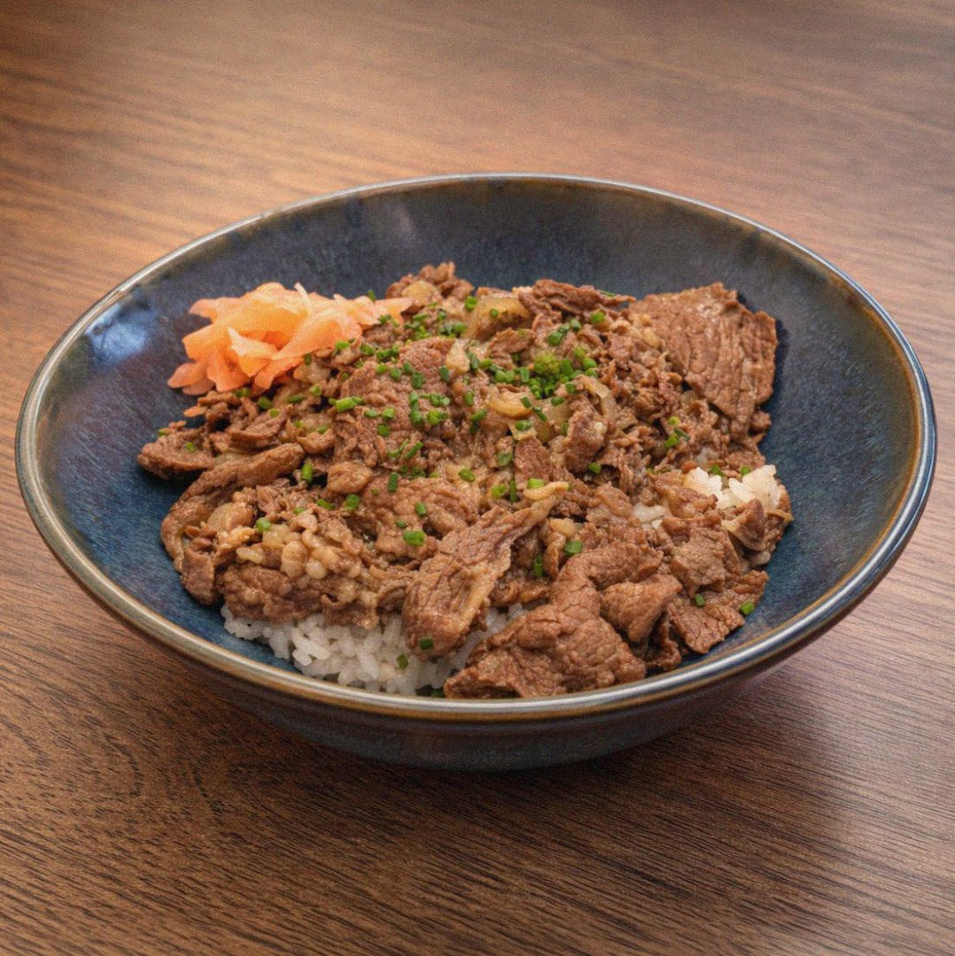 Yokochō: appetizing, high-quality food photography