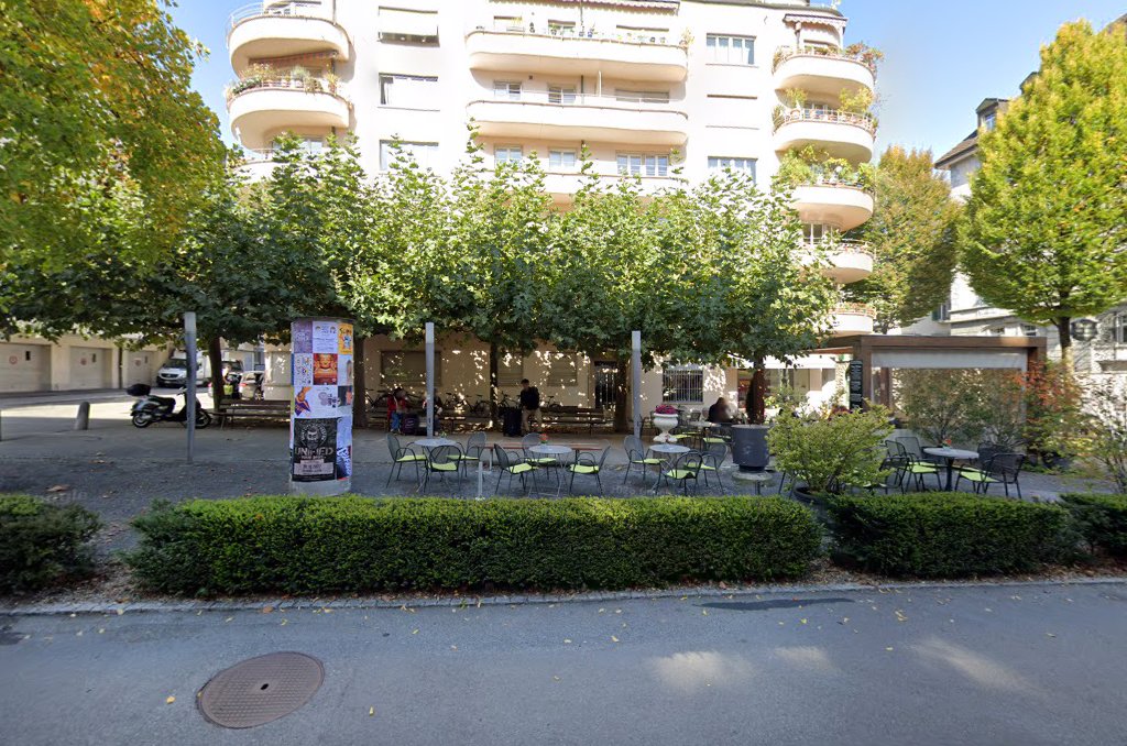 Bar Elfrida: clear view of venue terrace