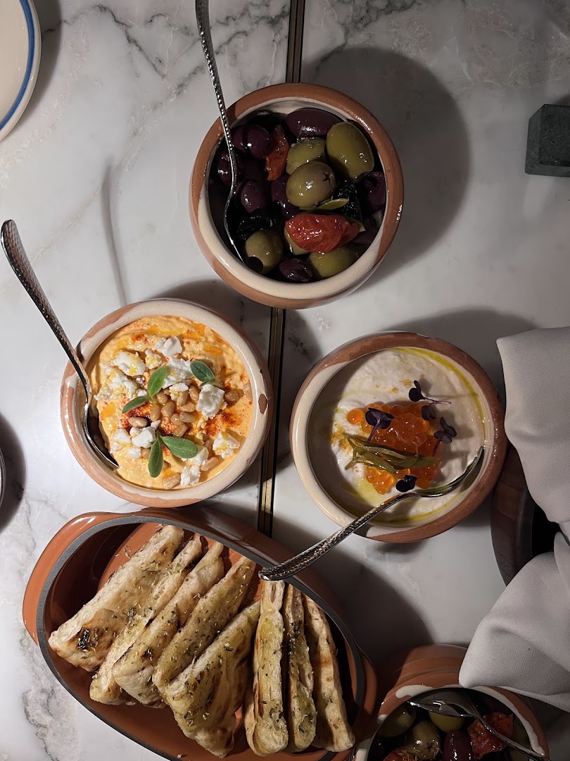 Neora: appetizing, high-quality food photography