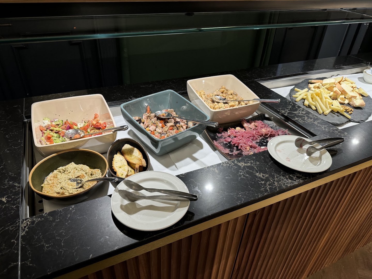 Terra Haōma: appetizing display of restaurant food