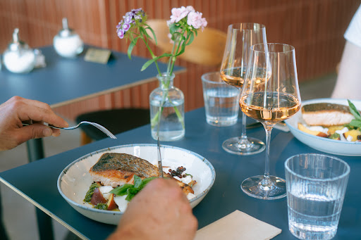 Philo Café & Bar: appetizing, high-quality food photography