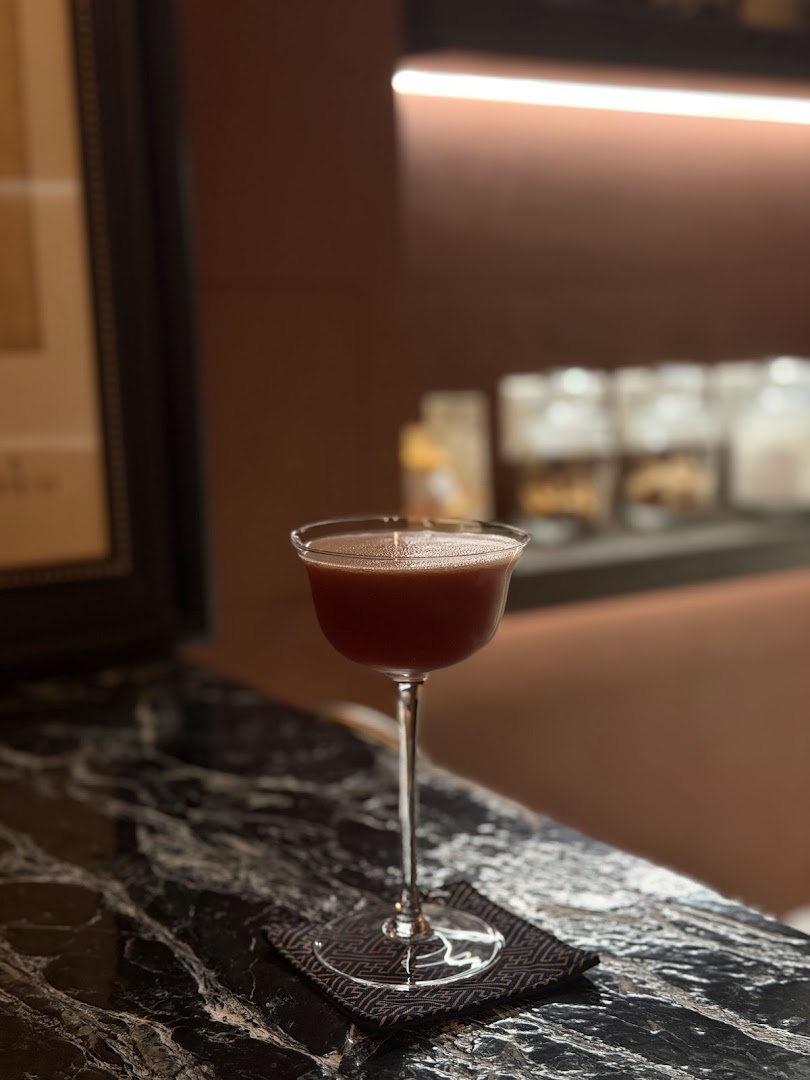 Random Drink House: professional, high-quality cocktail photo