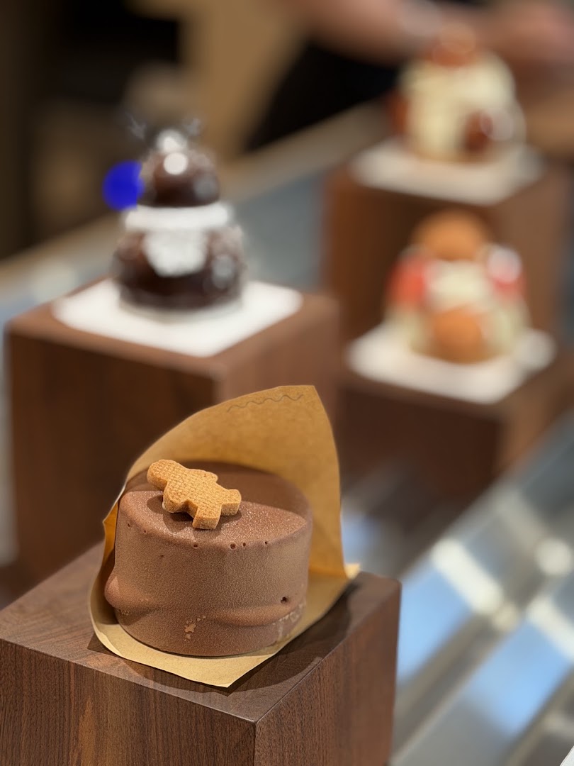 Hummock Pastry: high quality appetizing pastry photo