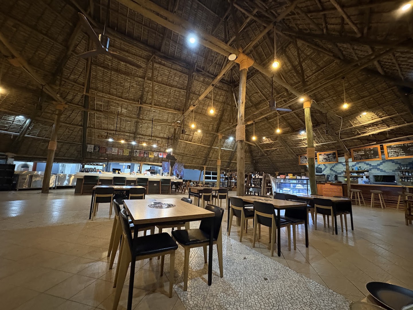 Siku Restaurant: clear shot of restaurant interior