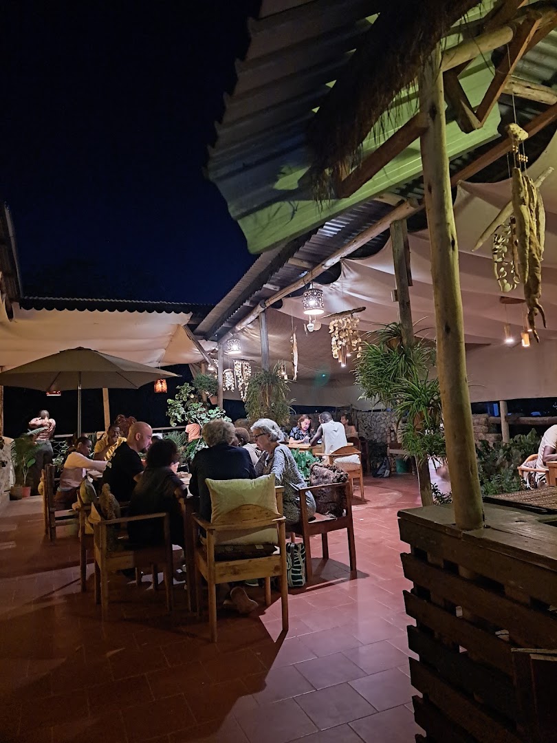 Nashe's Café: inviting atmosphere and clear view