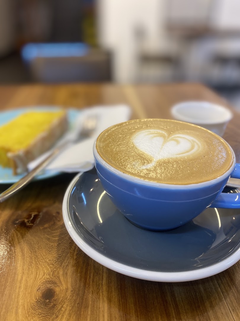 Afrigahwa Coffee Roastery: appealing coffee and food presentation