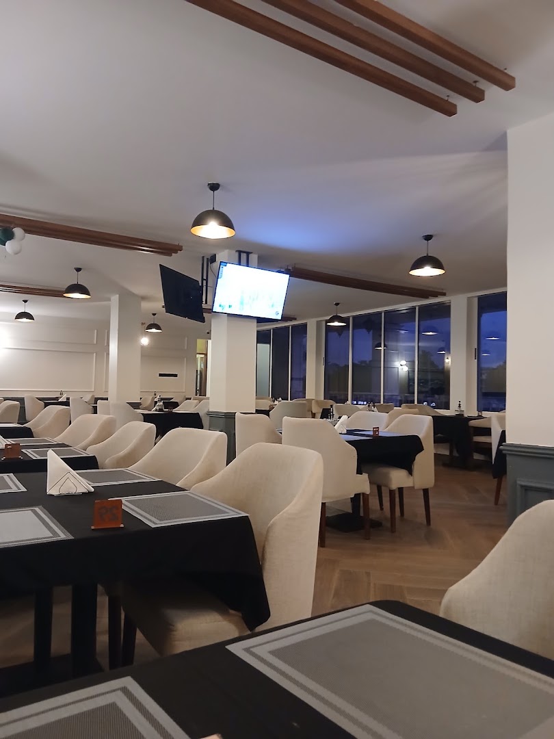 Azul Restaurant: clear interior shot of restaurant