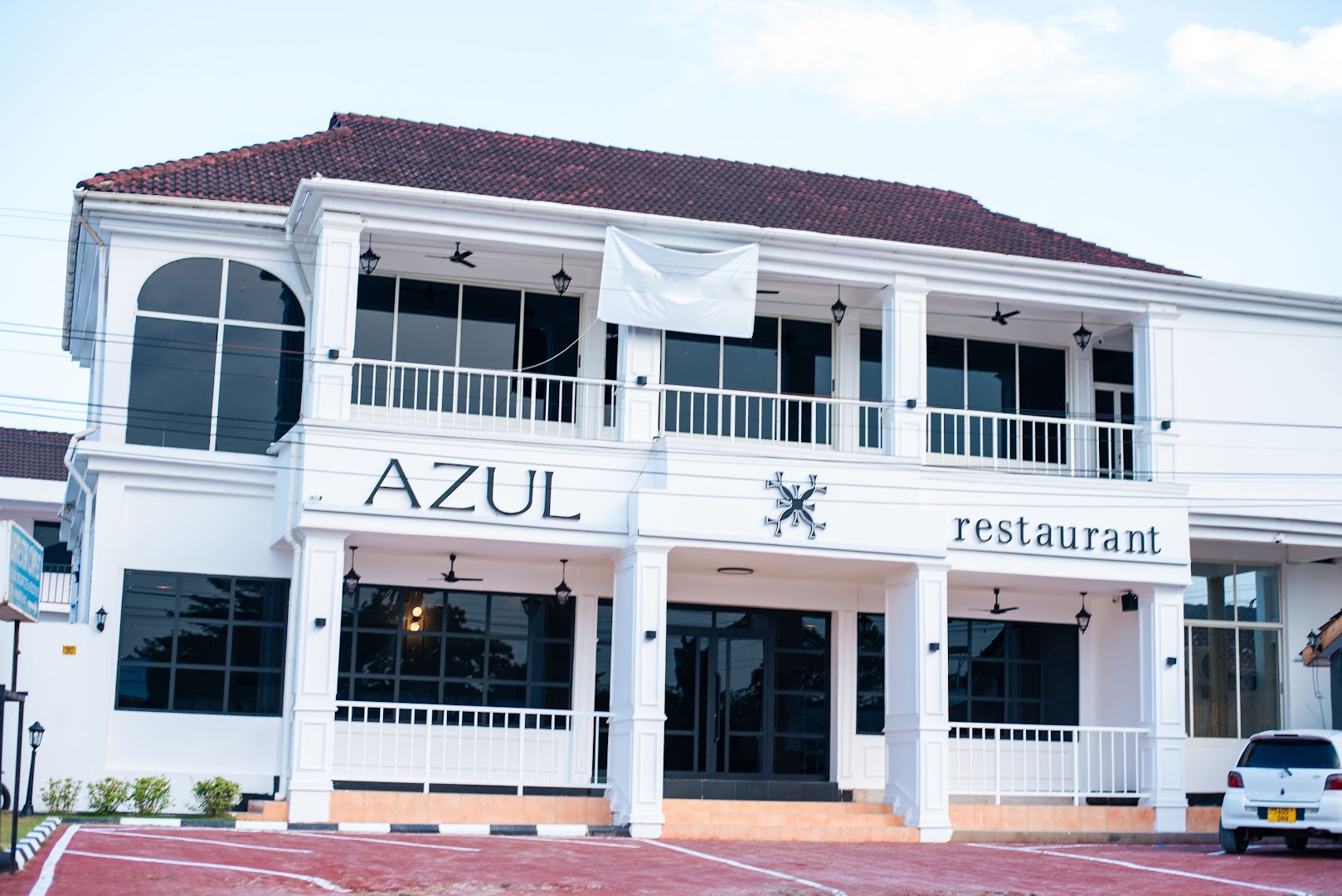 Azul Restaurant: clear exterior shot of restaurant