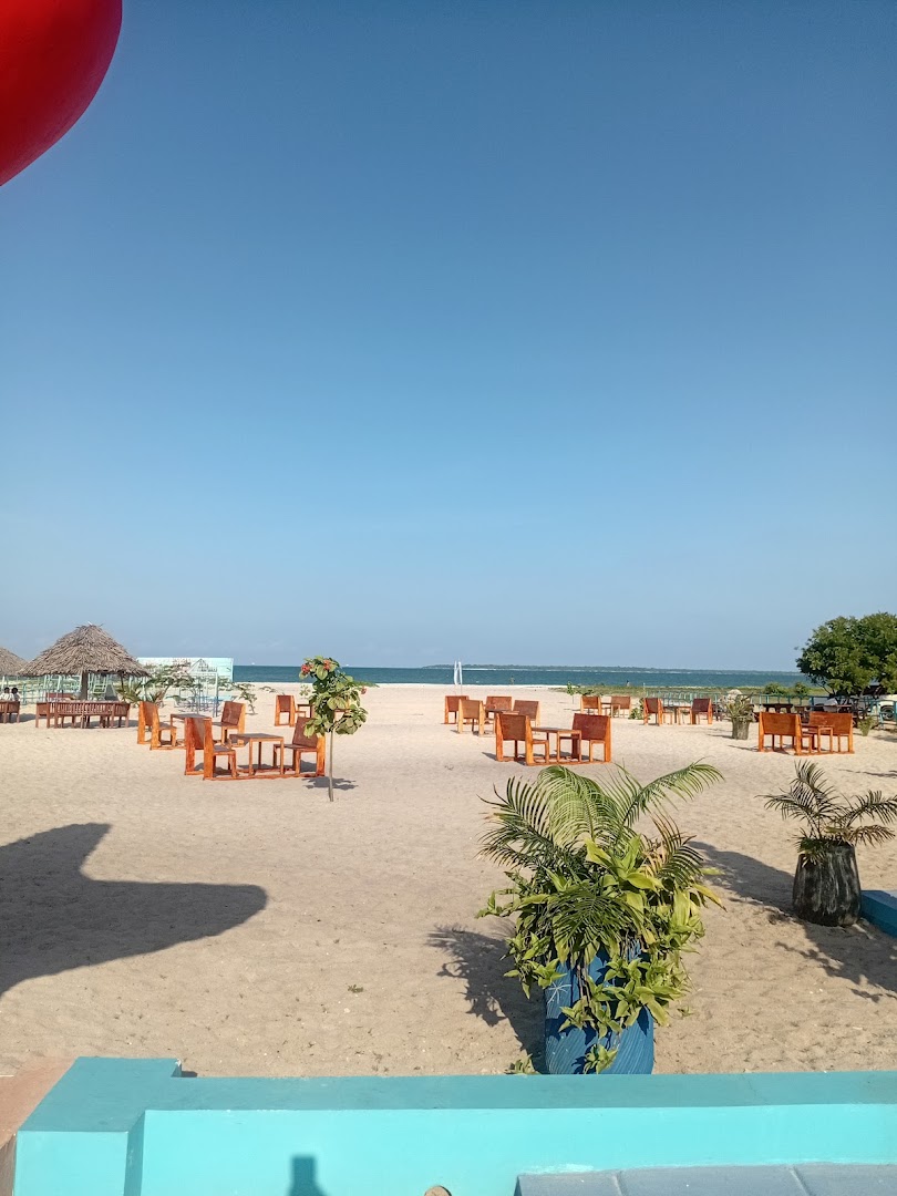 Starbay: inviting outdoor restaurant seating area