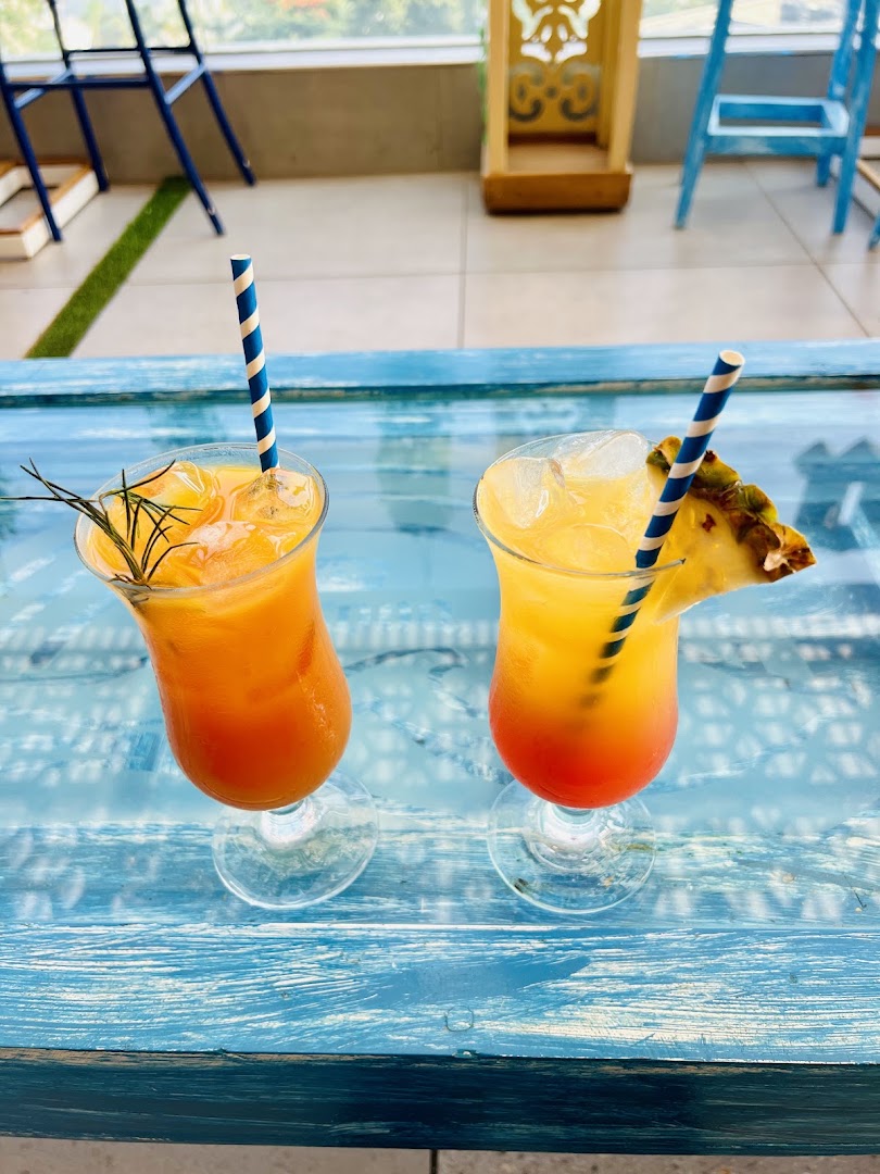 The Fishmonger: appealing photo of restaurant drinks
