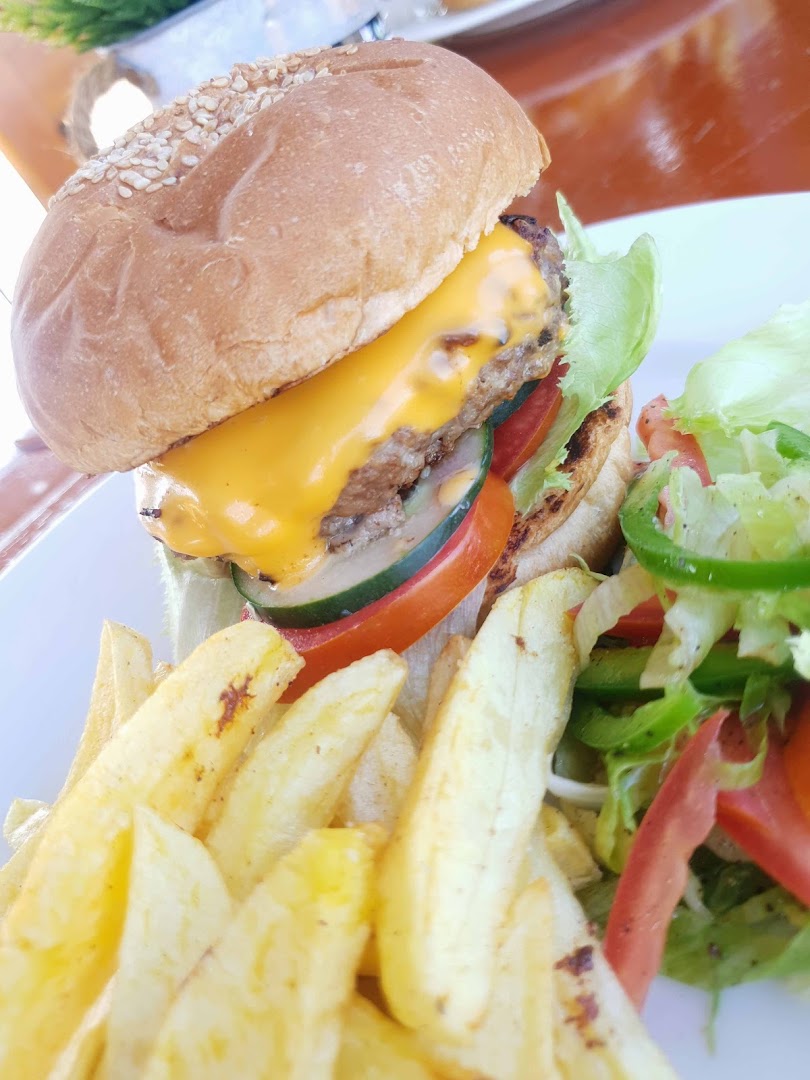 The Ground Restaurant: appetizing, high-quality food photography