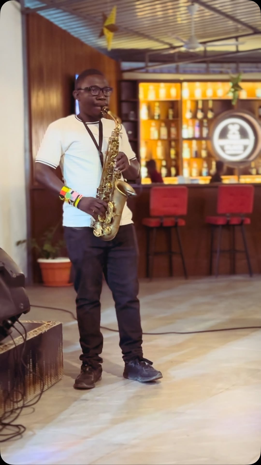 The Happening Place: live entertainment and atmosphere