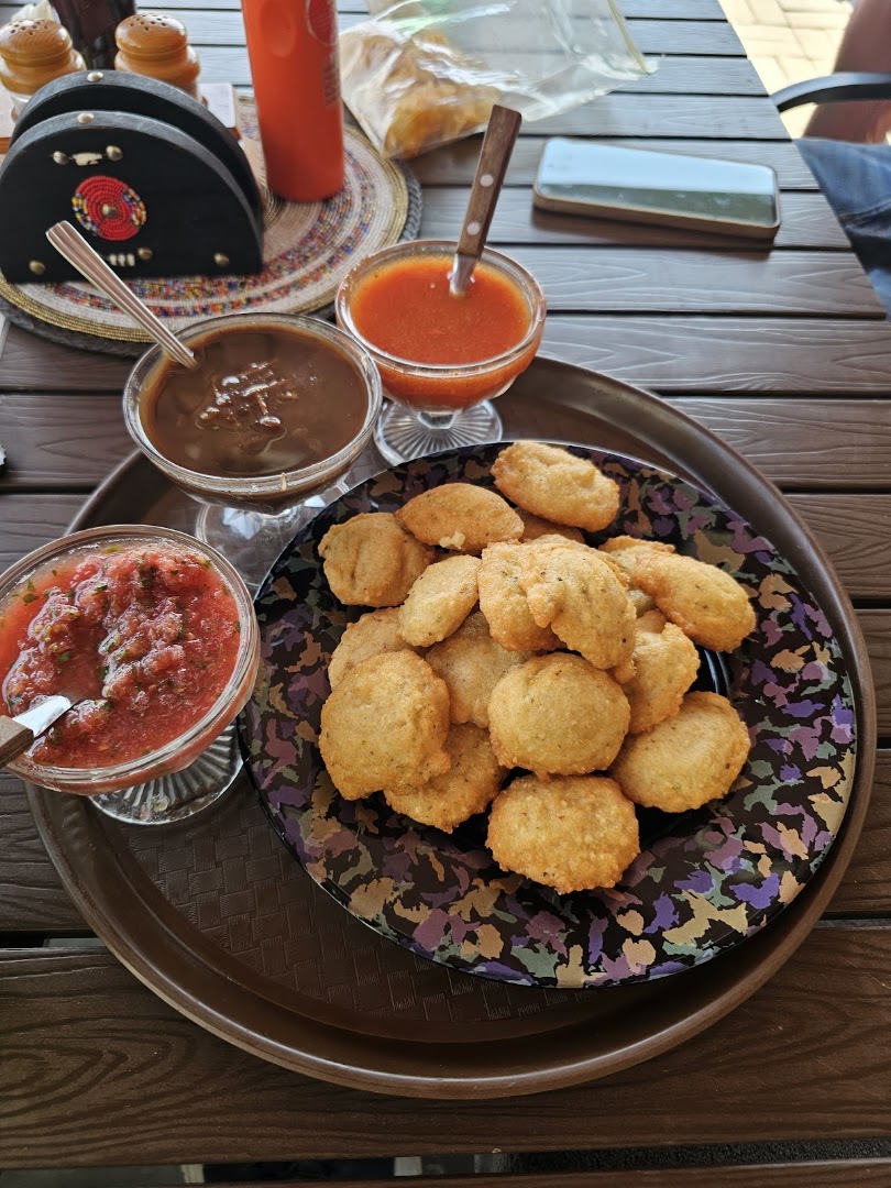 Coco Cafe: appetizing photo of served food