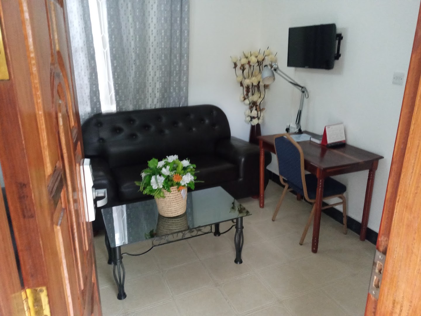 Gentle Hills Hotel: clear photo of hotel room