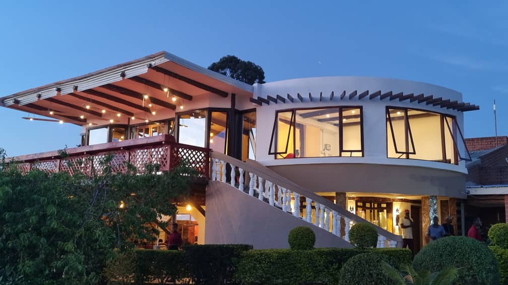 Sai Villa: attractive exterior shot of venue