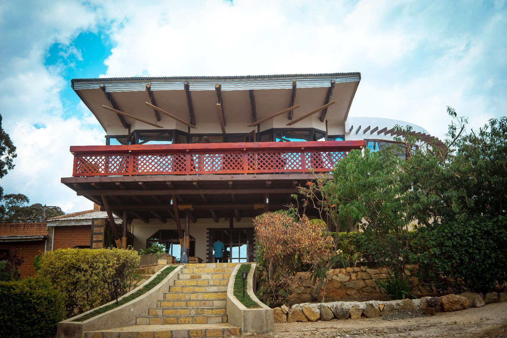 Sai Villa: clear exterior shot of venue