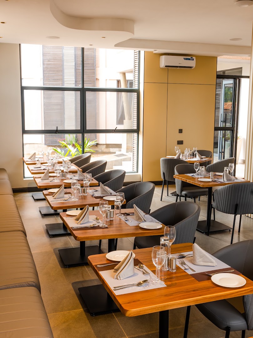 Gran Vachellia: clean, professional interior shot