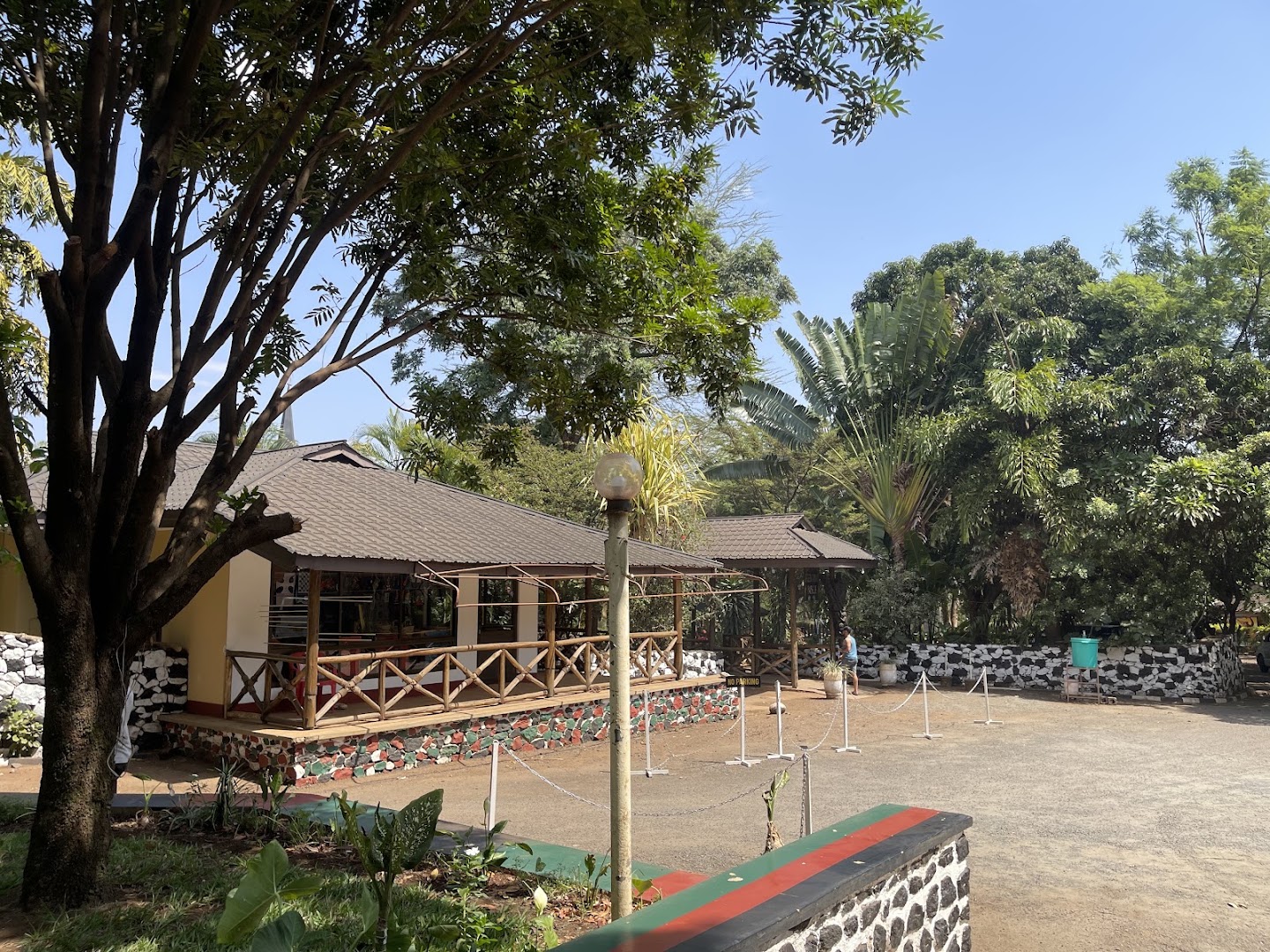 Green Bamboo BBQ: clear photo of restaurant exterior