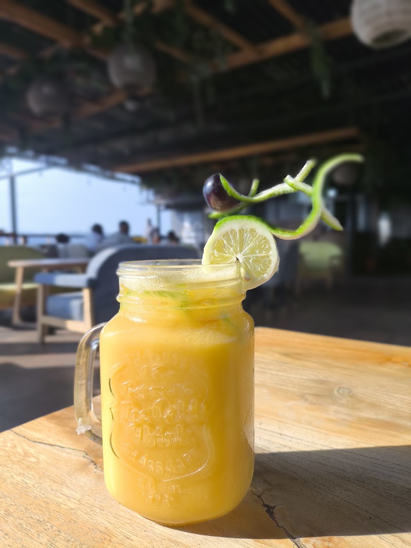 Rooftop Restaurant & Café: appealing drink photo at venue
