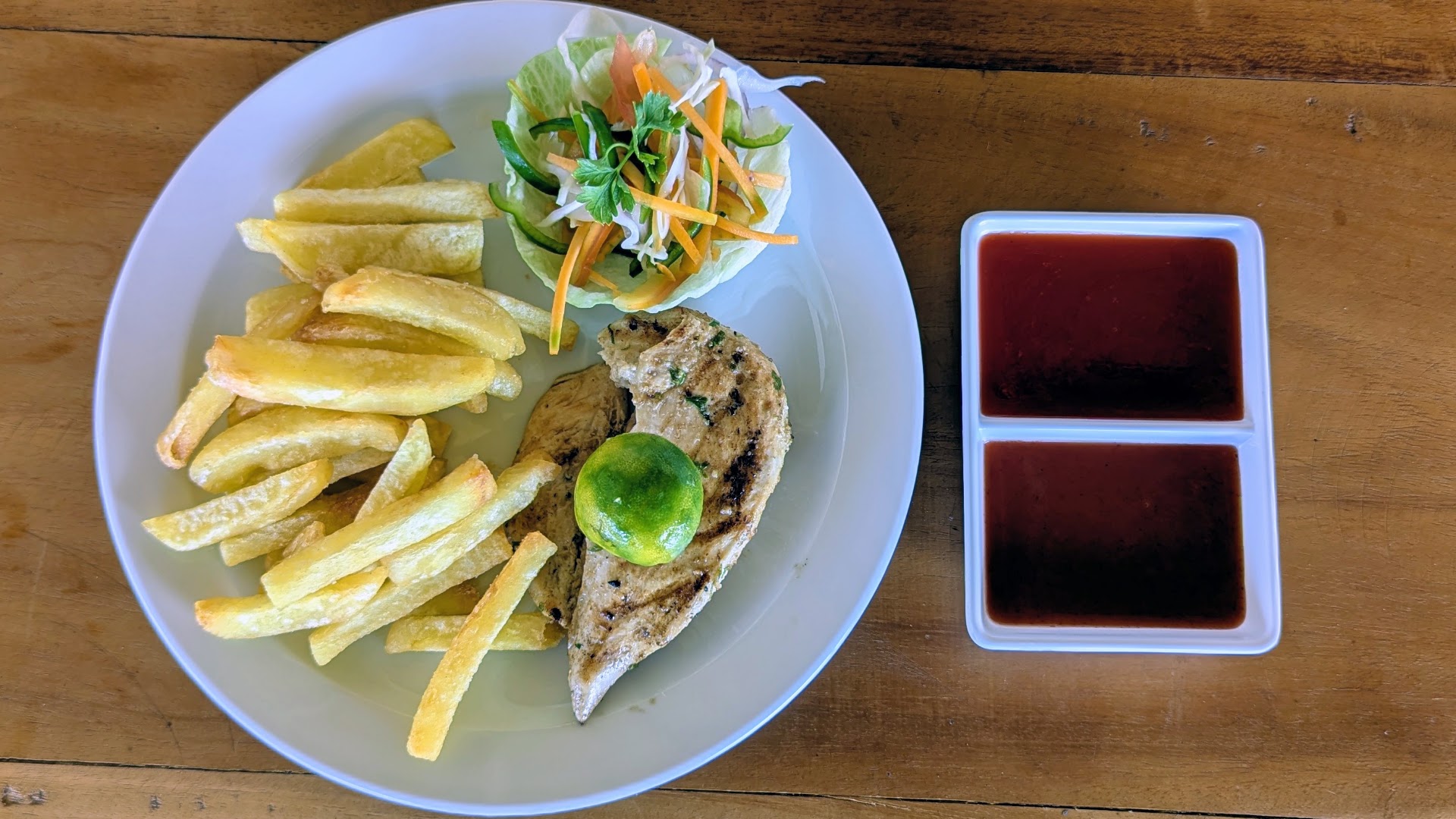Bahari Restaurant: appetizing, clear food photography