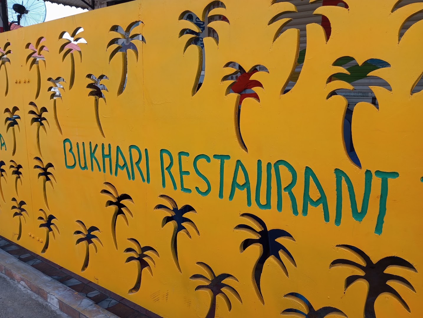 Bukhari Restaurant Tanga: clear photo of restaurant signage