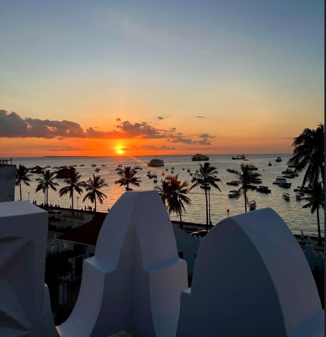 Lulu Rooftop Restaurant & Lounge: beautiful rooftop sunset view