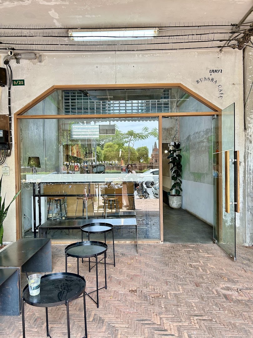 Busaba Cafe: clear, inviting exterior storefront photo