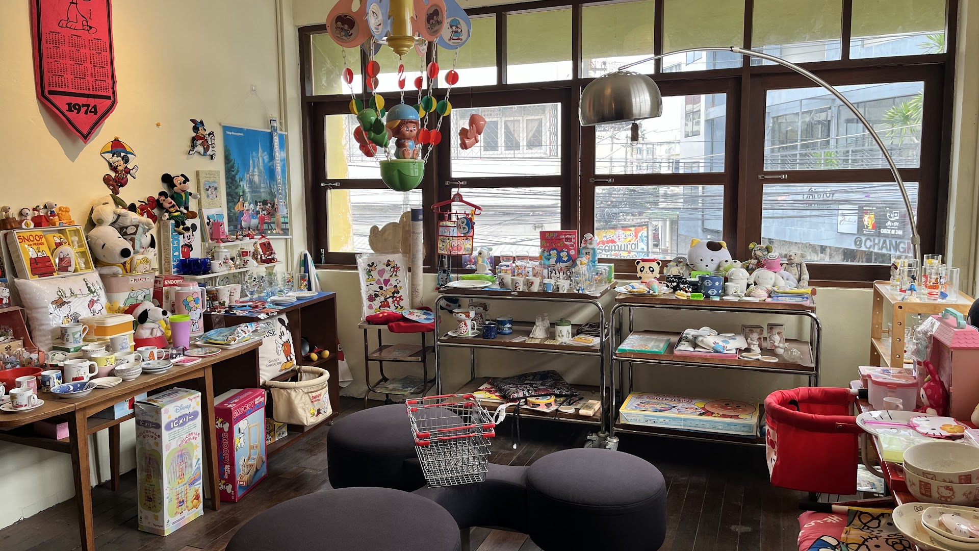 Favs Selected: clear shop interior and products