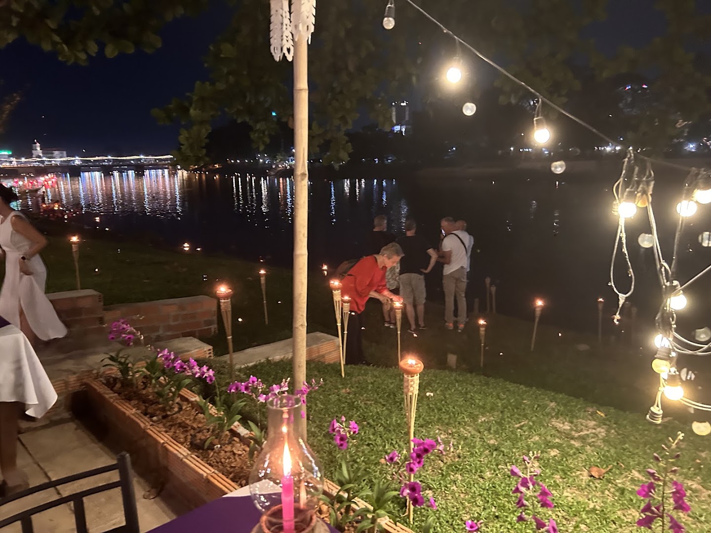 The Gallery: inviting atmosphere and scenic view