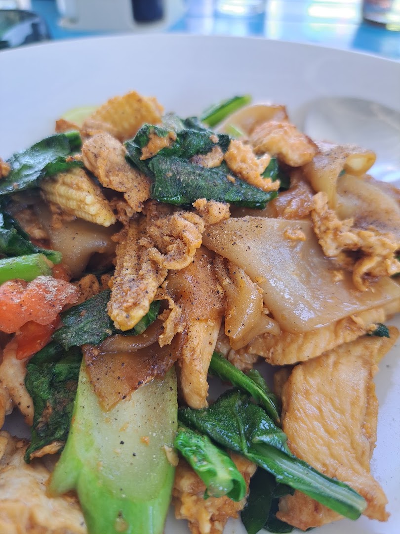 Coconut Restaurant: appetizing photo of restaurant food