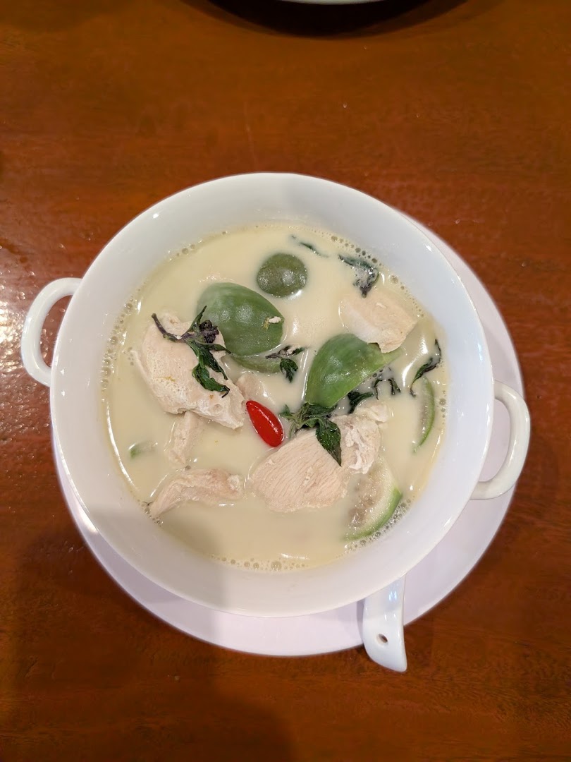 Coconut Restaurant: appetizing photo of restaurant dish