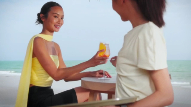 The Juice Cafe: professional photo showing cafe atmosphere